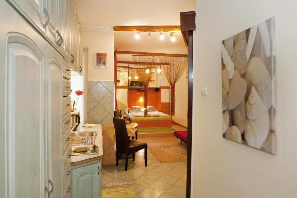 Margit Apartment บูดาเปสต์ ภายนอก รูปภาพ